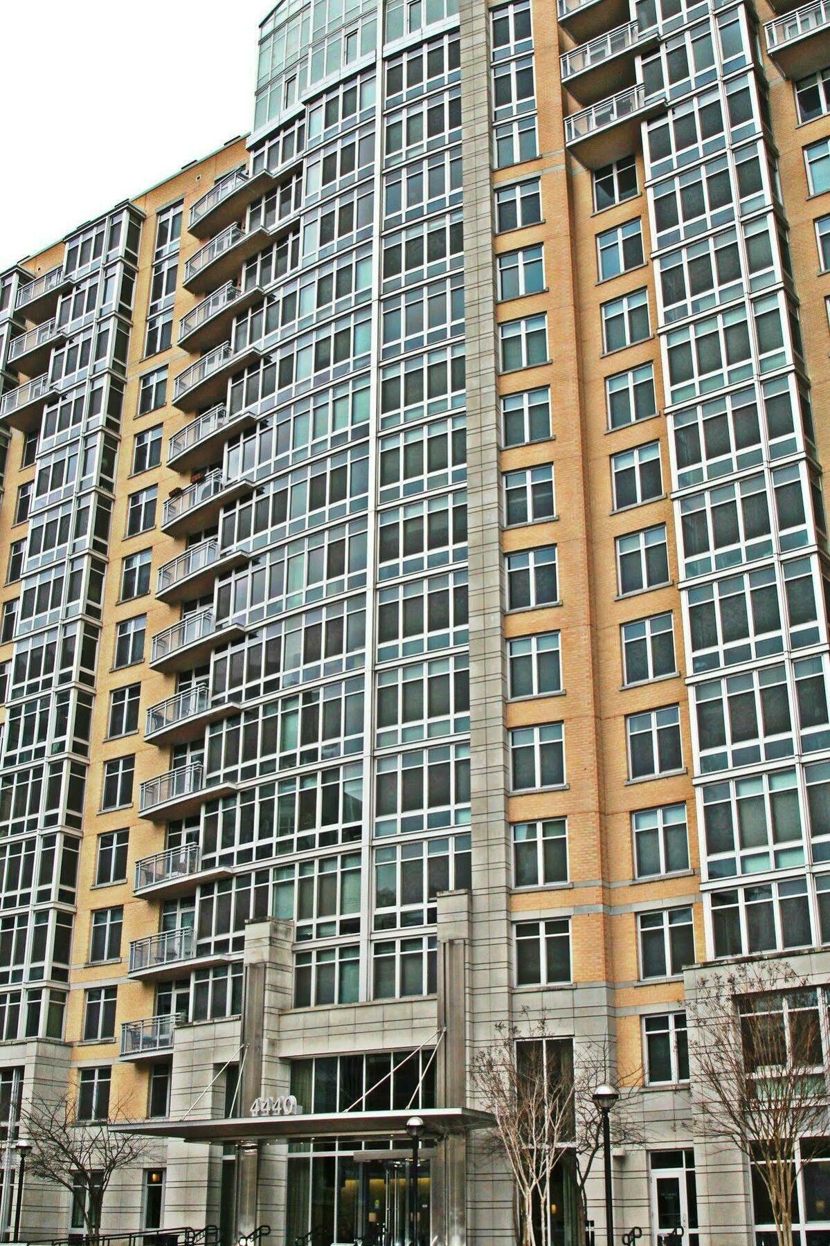 Weichert Suites At Wisconsin Place Chevy Chase Εξωτερικό φωτογραφία