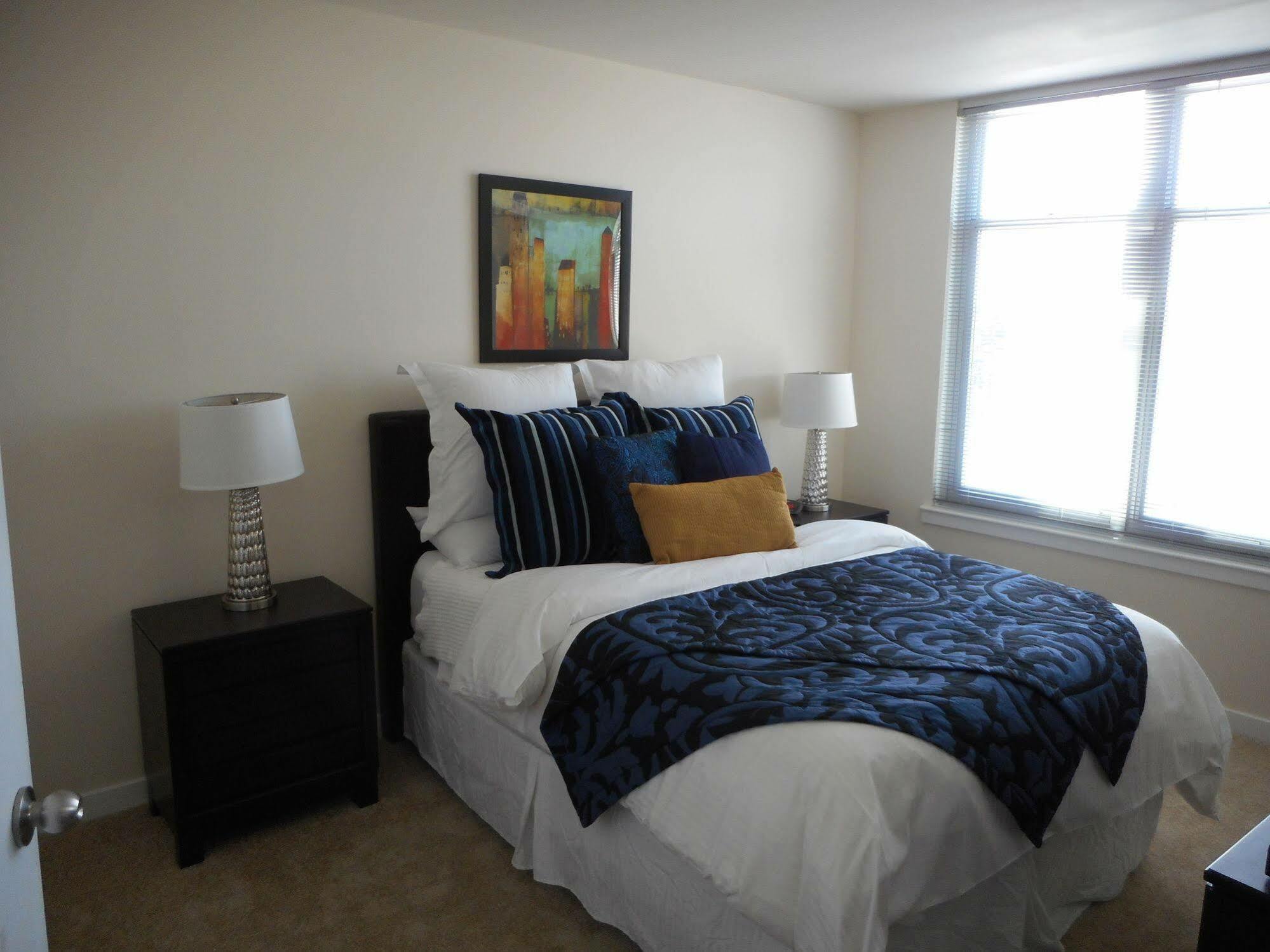 Weichert Suites At Wisconsin Place Chevy Chase Εξωτερικό φωτογραφία