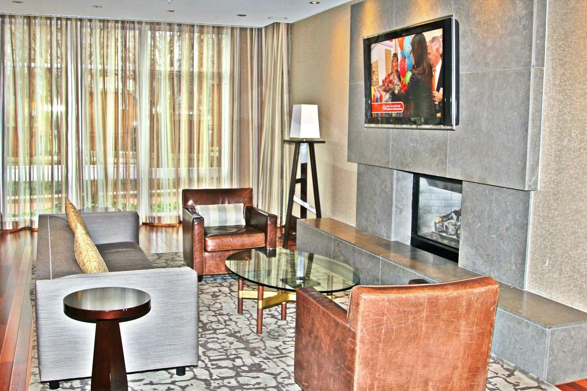 Weichert Suites At Wisconsin Place Chevy Chase Εξωτερικό φωτογραφία